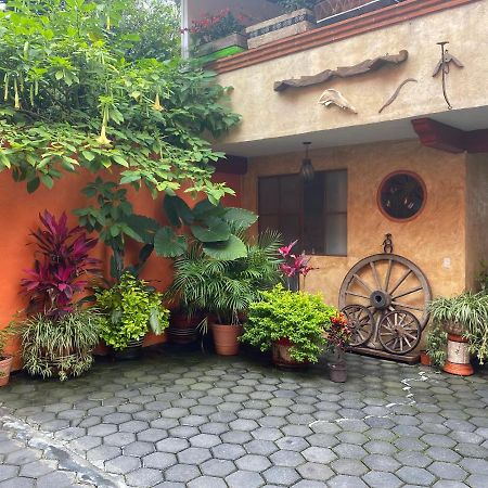 Hotel Flor De Cera Tepoztlán Esterno foto