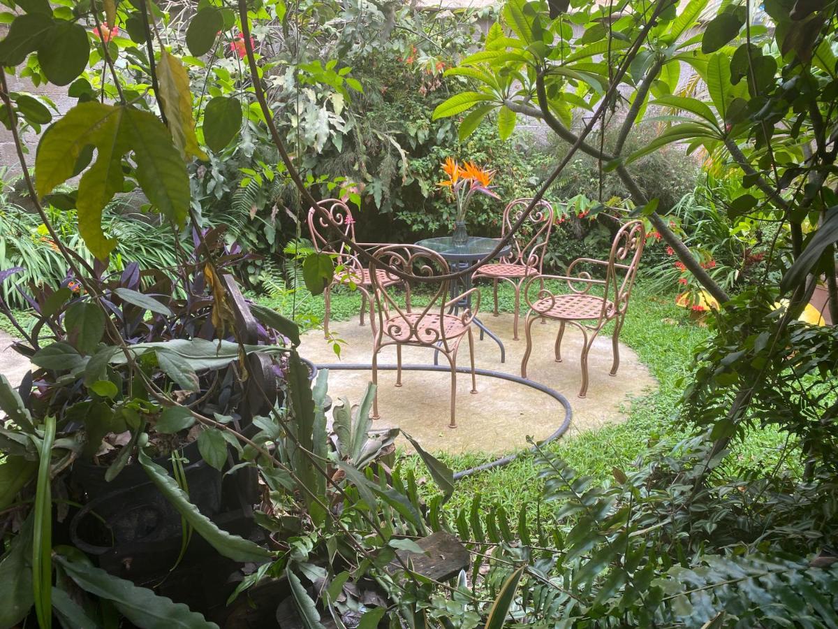 Hotel Flor De Cera Tepoztlán Esterno foto