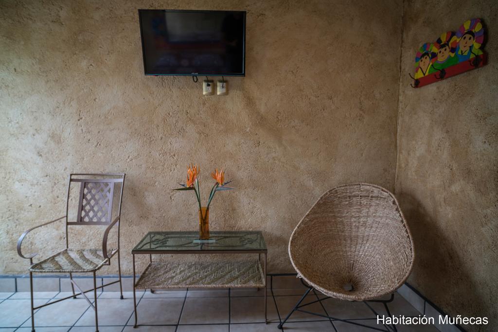 Hotel Flor De Cera Tepoztlán Esterno foto