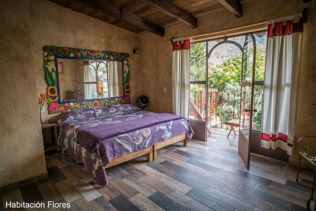 Hotel Flor De Cera Tepoztlán Esterno foto